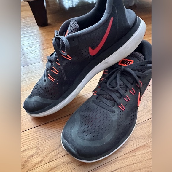 Nike Flex - GUC - Picture 7 of 9